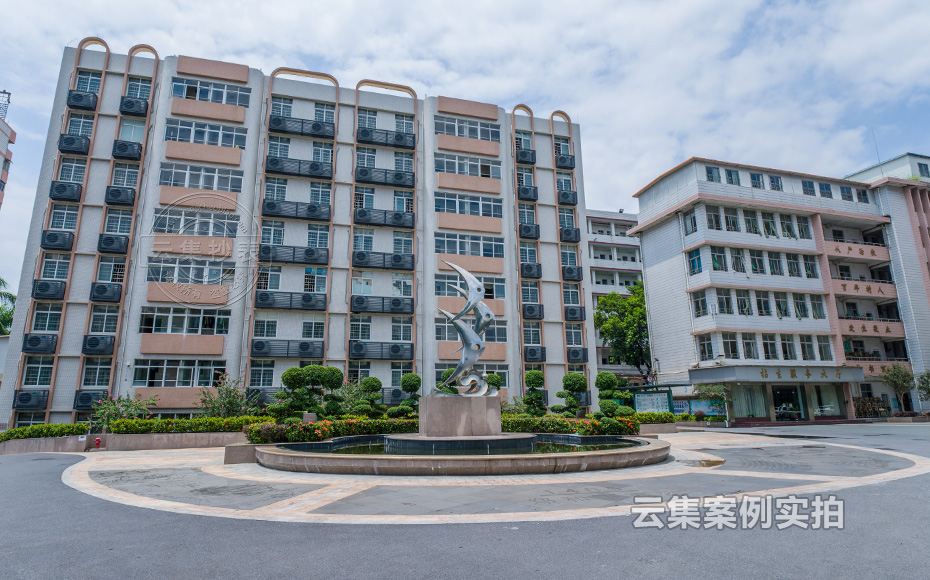 �W(xu��)У����ϵ�y(t��ng)