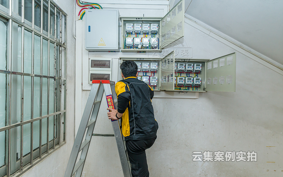 �W(xu��)У�����A(y��)���M(f��i)늱�